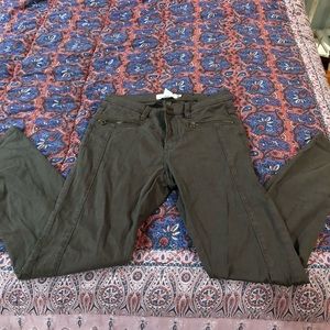 Skinny cargo pants